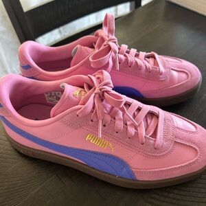 Puma Vibrant Pink Sneakers with Purple and Gold Accents